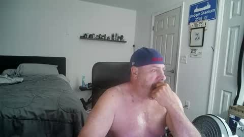 Snapshot of flaguy3233 chatting on 05/28/26, 05:16 Florida guy online show from 05/28/26, 05:16