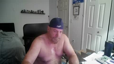 Snapshot of flaguy3233 chatting on 08/06/26, 04:58 Florida guy online show from 08/06/26, 04:58