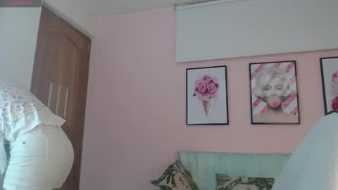 flakasexi1111 online show from 01/11/26, 01:27