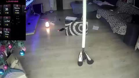 Snapshot of flakoyflaki chatting on 12/18/24, 08:25 flakoyflaki online show from 12/18/24, 08:25