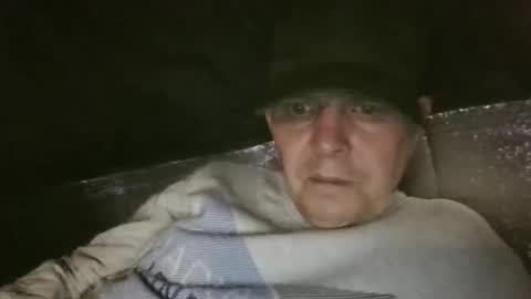 Snapshot of flattop69 chatting on 10/31/25, 11:50 flattop69 online show from 10/31/25, 11:50