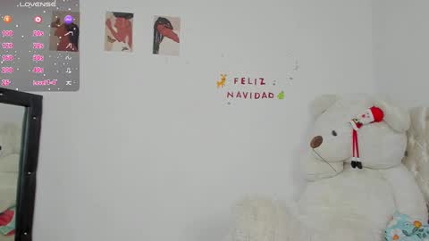 Snapshot of flavia_cruz chatting on 12/31/24, 04:25 Flavia online show from 12/31/24, 04:25