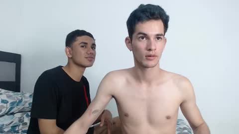 Snapshot of fleeting_love chatting on 12/19/25, 01:45 Steven and Daniel online show from 12/19/25, 01:45