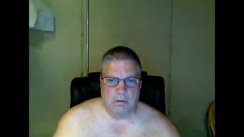 Snapshot of fletch32 chatting on 05/28/26, 02:31 jd online show from 05/28/26, 02:31