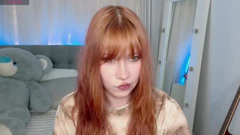 Snapshot of fleur_fox chatting on 05/29/26, 09:51 fleur_fox online show from 05/29/26, 09:51