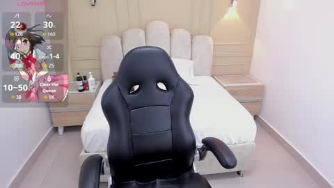   FLEUR   online show from 04/17/26, 12:30