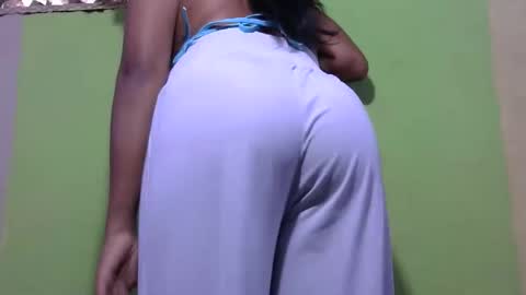 Claire online show from 04/09/26, 06:19