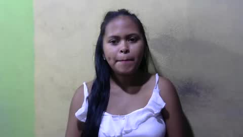 Snapshot of fleurtess_xx chatting on 05/11/26, 04:07 Claire online show from 05/11/26, 04:07