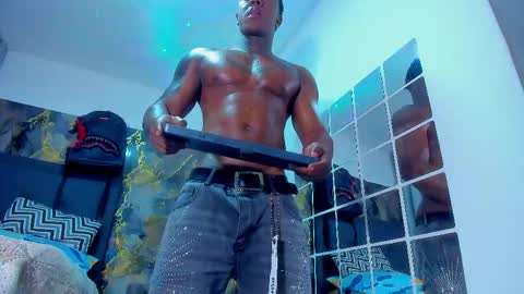 Flex Taylor  online show from 04/13/26, 04:29