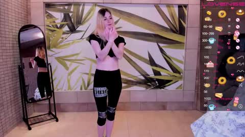 FlexiMona online show from 01/18/26, 10:13