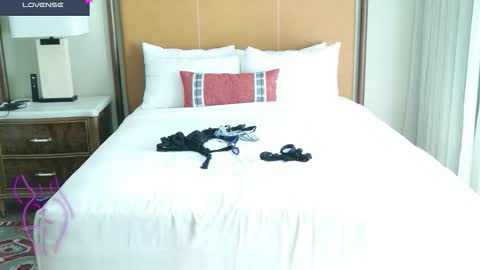 Snapshot of flexybae1997 chatting on 10/21/25, 05:57 FlexyBoy997 online show from 10/21/25, 05:57