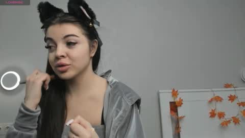 Doloras online show from 12/01/25, 06:18