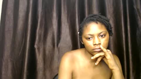 Snapshot of flirty_xxbonny chatting on 06/15/26, 01:30 flirty_xxbonny online show from 06/15/26, 01:30
