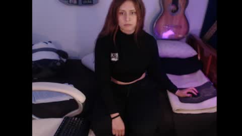 flor3citarockera online show from 04/11/26, 05:50