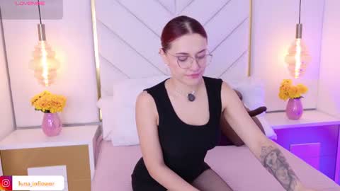 Snapshot of flor_deluna chatting on 07/13/26, 01:36 Luna online show from 07/13/26, 01:36