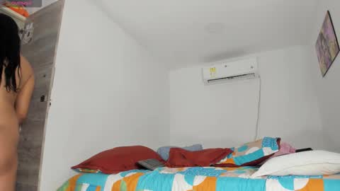    online show from 11/26/25, 06:03