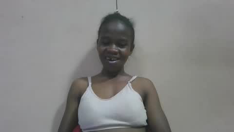 Snapshot of flora48230522373 chatting on 04/19/26, 04:50 flora48230522373 online show from 04/19/26, 04:50