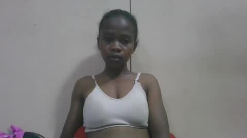 Snapshot of flora48230522373 chatting on 04/21/26, 02:15 flora48230522373 online show from 04/21/26, 02:15