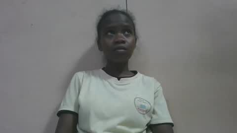 Snapshot of flora48230522373 chatting on 04/21/26, 03:07 flora48230522373 online show from 04/21/26, 03:07