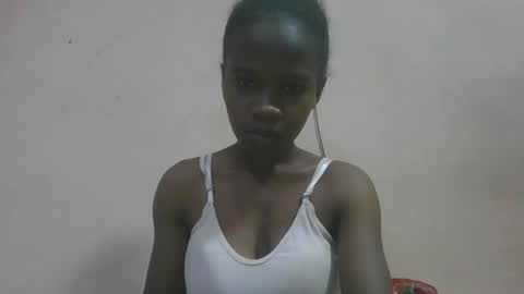 Snapshot of flora48230522373 chatting on 04/26/26, 07:39 flora48230522373 online show from 04/26/26, 07:39
