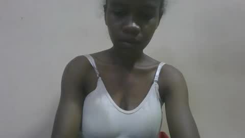 Snapshot of flora48230522373 chatting on 04/26/26, 07:44 flora48230522373 online show from 04/26/26, 07:44