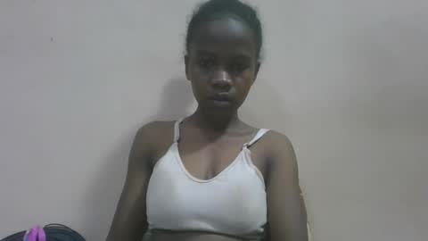 Snapshot of flora48230522373 chatting on 04/28/26, 02:27 flora48230522373 online show from 04/28/26, 02:27