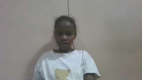 Snapshot of flora48230522373 chatting on 05/01/26, 02:38 flora48230522373 online show from 05/01/26, 02:38