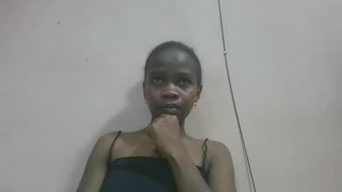 Snapshot of flora48230522373 chatting on 05/06/26, 07:41 flora48230522373 online show from 05/06/26, 07:41