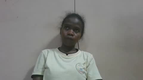 Snapshot of flora48230522373 chatting on 05/12/26, 07:22 flora48230522373 online show from 05/12/26, 07:22