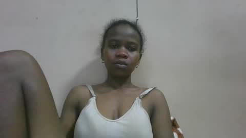 Snapshot of flora48230522373 chatting on 05/29/26, 05:11 flora48230522373 online show from 05/29/26, 05:11