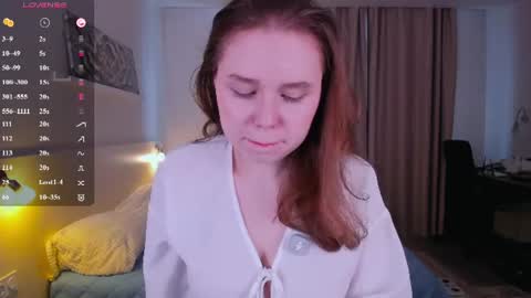 Snapshot of flora_fiore chatting on 06/27/26, 06:18 Hayley I WILL COME BACK ON MAY 27TH 6pm UTC online show from 06/27/26, 06:18