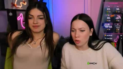 flora_nyx online show from 01/06/26, 04:54