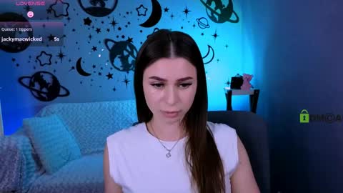 Snapshot of flora_ri chatting on 06/03/26, 09:12 just ask me online show from 06/03/26, 09:12