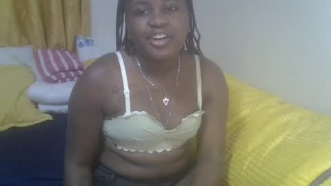Snapshot of floral_q chatting on 07/10/26, 11:57 Floral online show from 07/10/26, 11:57