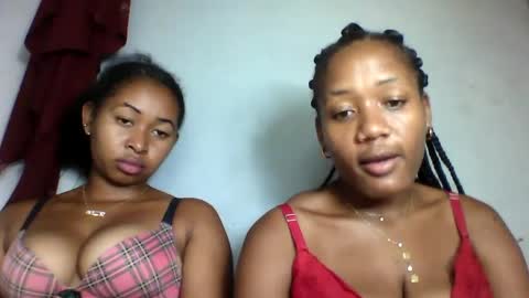 florencia011 online show from 02/20/25, 05:44