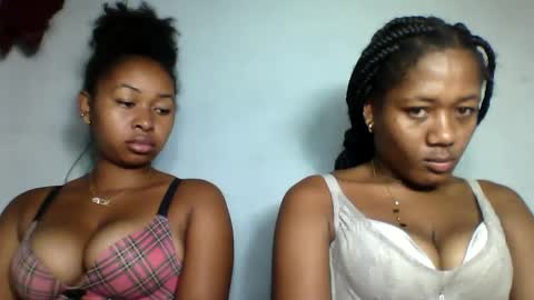 florencia011 online show from 02/23/25, 12:41