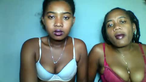 florencia011 online show from 03/03/25, 06:12