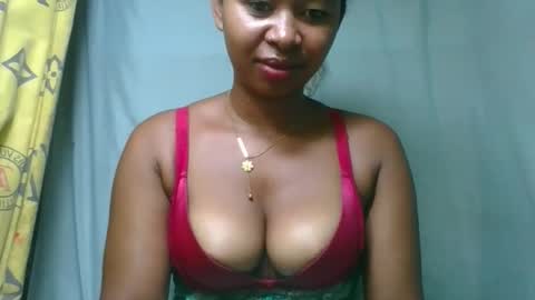 florencia011 online show from 04/10/26, 12:27