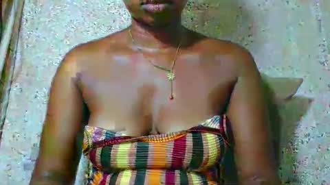 florencia011 online show from 04/15/26, 10:00