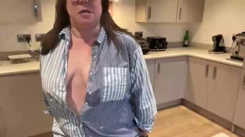 flossyishot online show from 02/20/26, 08:53