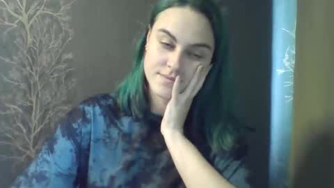 Snapshot of flower_bluee chatting on 04/22/26, 10:17 Ambika 3 online show from 04/22/26, 10:17