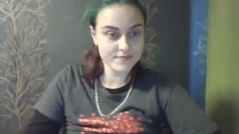 Snapshot of flower_bluee chatting on 04/23/26, 03:25 Ambika 3 online show from 04/23/26, 03:25