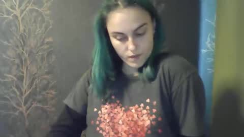 Snapshot of flower_bluee chatting on 04/29/26, 12:53 Ambika 3 online show from 04/29/26, 12:53