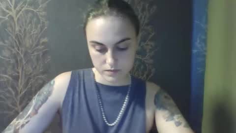 Snapshot of flower_bluee chatting on 05/22/26, 02:22 Ambika 3 online show from 05/22/26, 02:22
