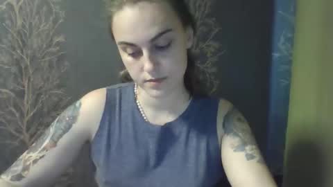 Snapshot of flower_bluee chatting on 05/23/26, 02:10 Ambika 3 online show from 05/23/26, 02:10