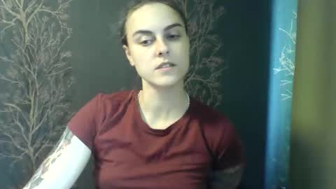 Snapshot of flower_bluee chatting on 06/01/26, 08:16 Ambika 3 online show from 06/01/26, 08:16