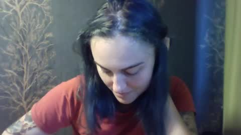 Snapshot of flower_bluee chatting on 06/27/26, 01:39 Ambika 3 online show from 06/27/26, 01:39