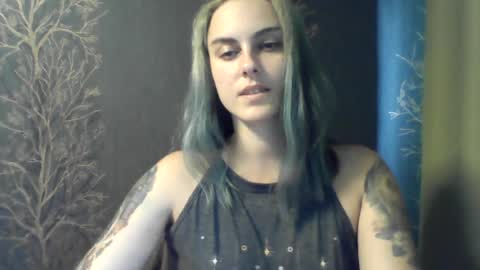 Snapshot of flower_bluee chatting on 07/16/26, 12:44 Ambika 3 online show from 07/16/26, 12:44