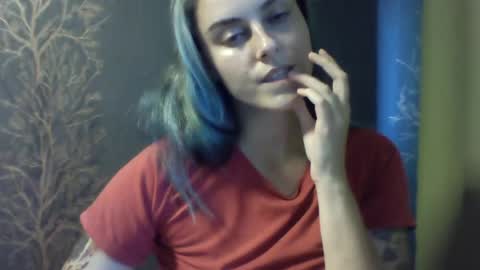 Snapshot of flower_bluee chatting on 07/19/26, 01:37 Ambika 3 online show from 07/19/26, 01:37