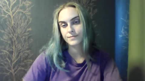 Snapshot of flower_bluee chatting on 07/30/26, 02:05 Ambika 3 online show from 07/30/26, 02:05